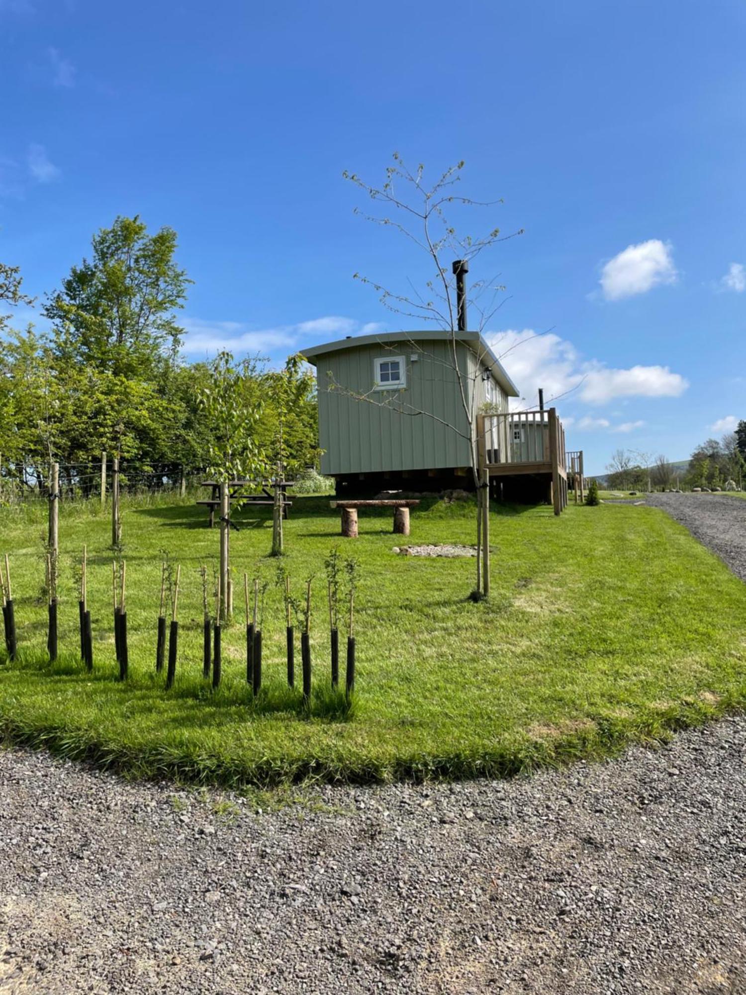 Rosemary Shepherds Hut, Clay Bank Huts Ingleby Greenhow Exteriör bild